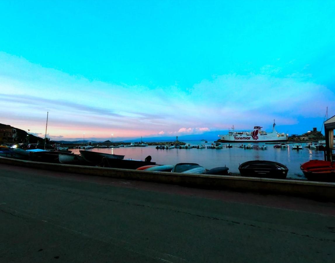 Villetta Rio Marina Bagian luar foto
